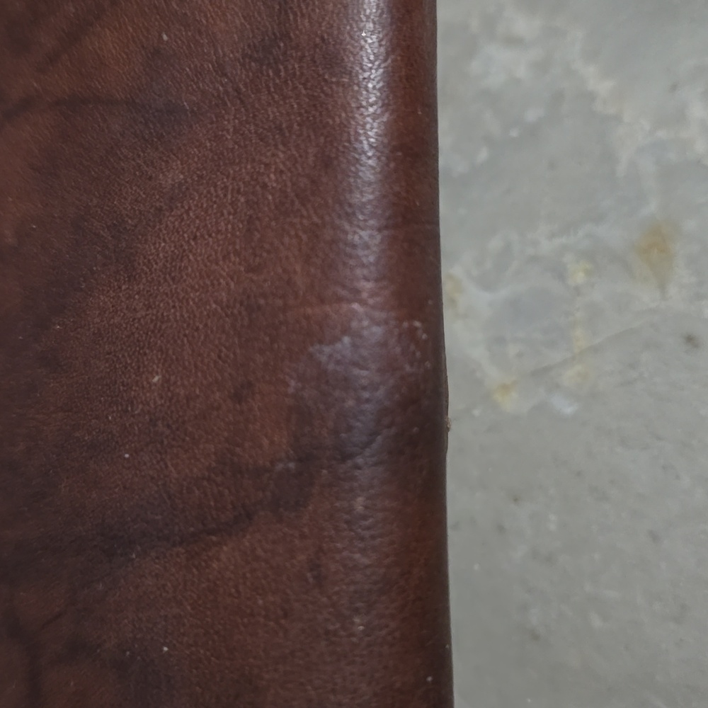 Buxton Top Grain Cowhide Leather Flower Embossed Kisslock Wallet - Picture 13 of 15
